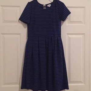 Large Blue Lularoe Amelia
